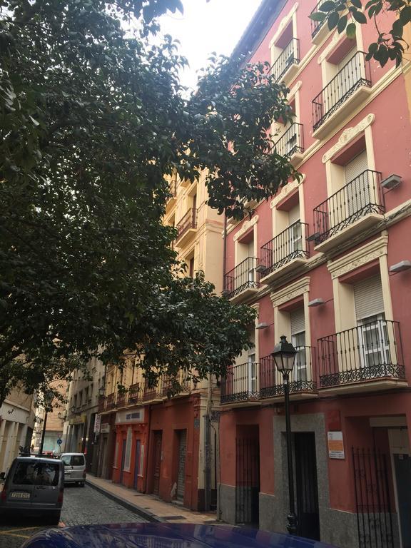 Apartamentos Auhabitat Zaragoza, Edificio De Apartamentos Turisticos Exteriör bild