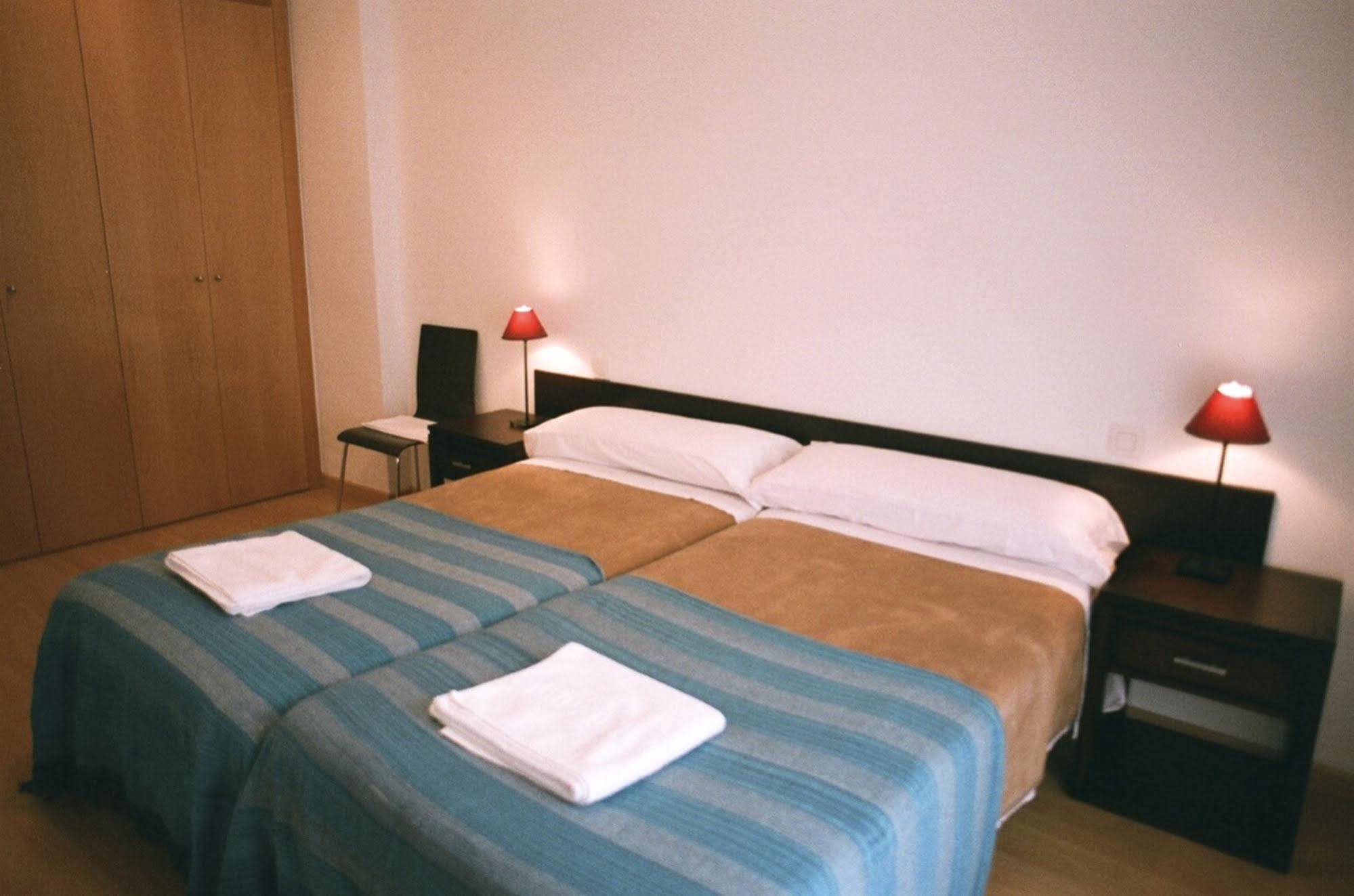 Apartamentos Auhabitat Zaragoza, Edificio De Apartamentos Turisticos Exteriör bild