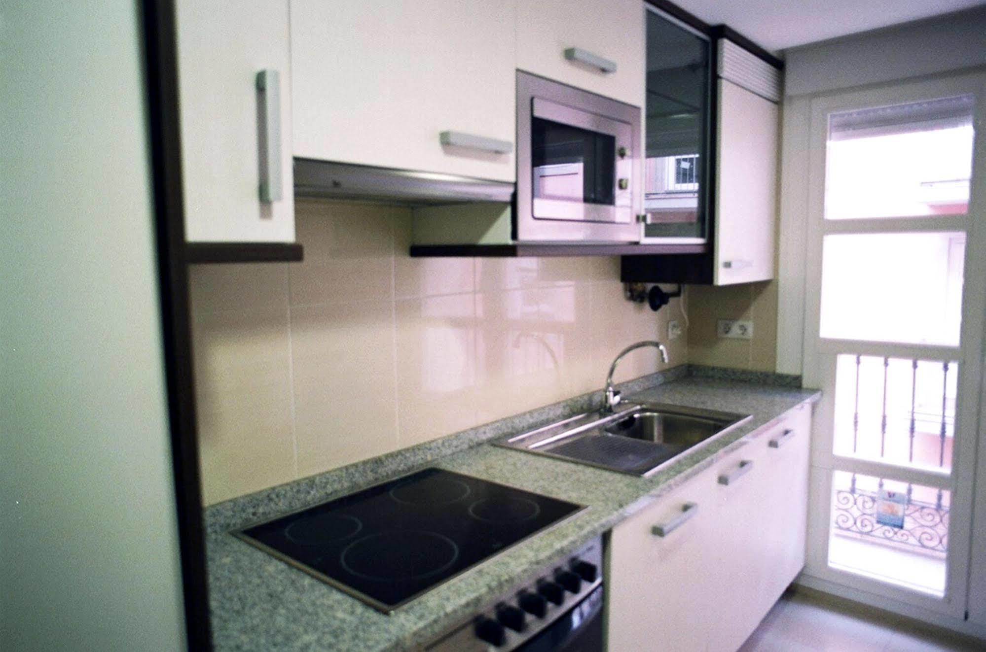 Apartamentos Auhabitat Zaragoza, Edificio De Apartamentos Turisticos Exteriör bild